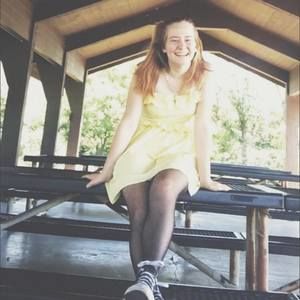 Meet your Posher, Abigail